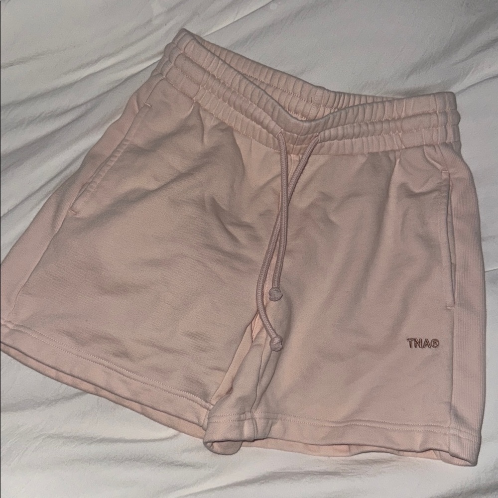 aritzia tna cozy fleece boyfriend shorts pink sz xxs